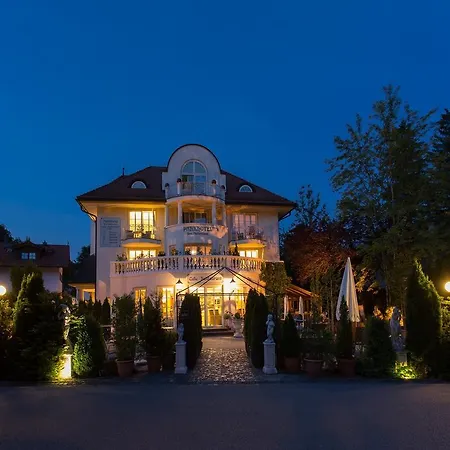 Parkhotel Bad Faulenbach فندق 3*