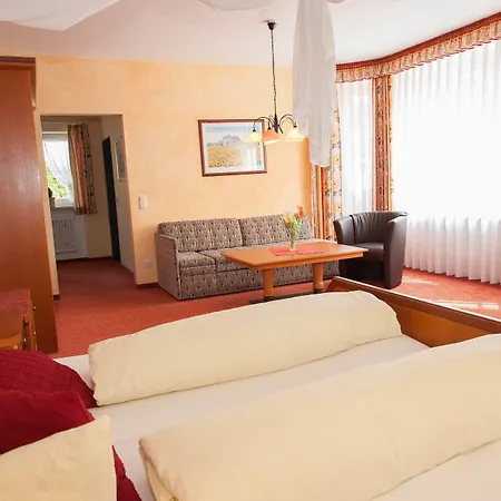 Parkhotel Bad Faulenbach فندق 3*